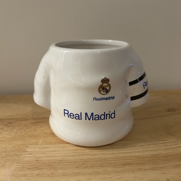 ⭐️ Bundle & Save Real Madrid 2010 Ceramic Jersey Mug #1 Football Cup - Picture 1 of 8